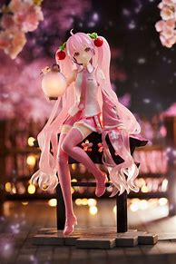 Sakura Lantern Miku AMP Figurine