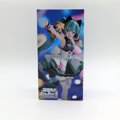 Hatsune Miku x Rascal Figure